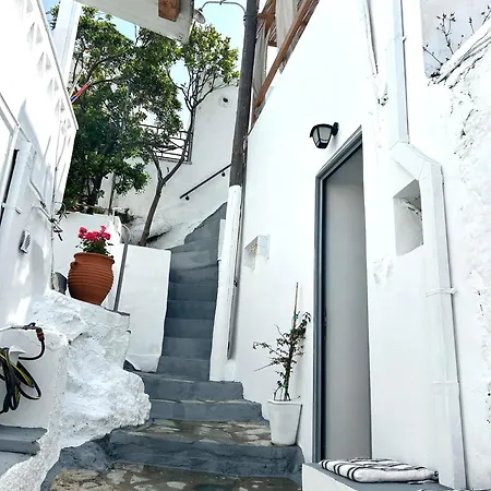 Babatseratsi Skyrian 1 Aparthotel Skyros