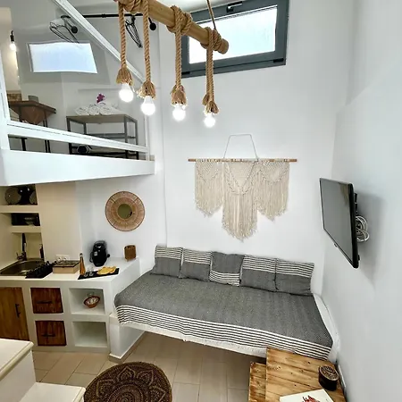Aparthotel Babatseratsi Skyrian 1 3*