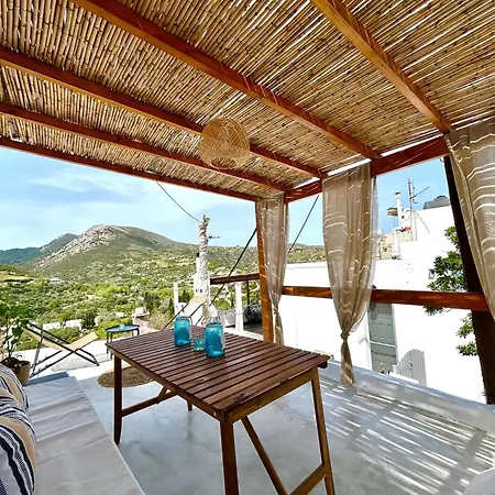 Babatseratsi Skyrian 1 Skyros
