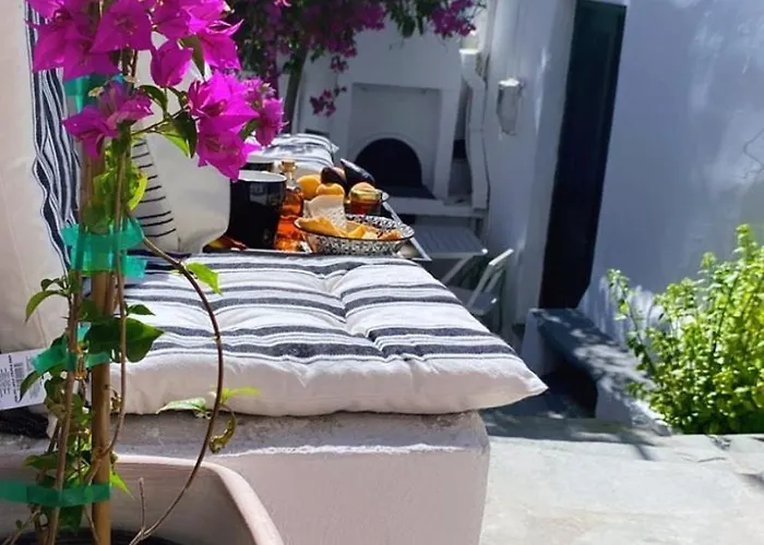 Appart hôtel Babatseratsi Skyrian 1 3*