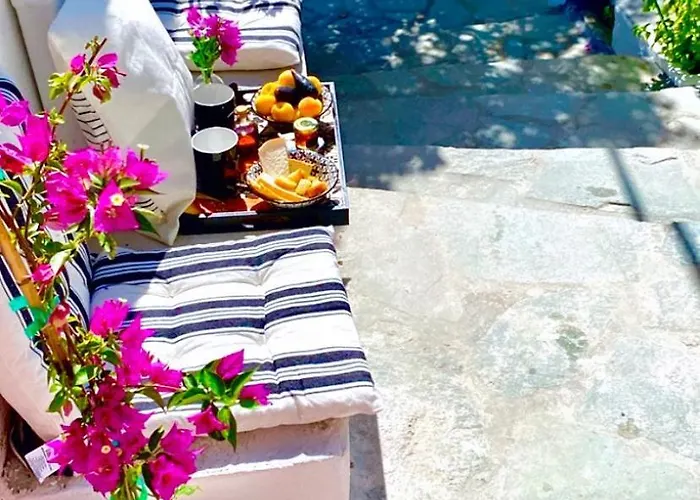 Babatseratsi Skyrian 1 Appart hôtel 3*