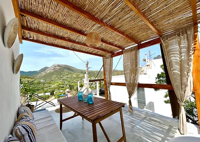 Babatseratsi Skyrian 1 Skyros