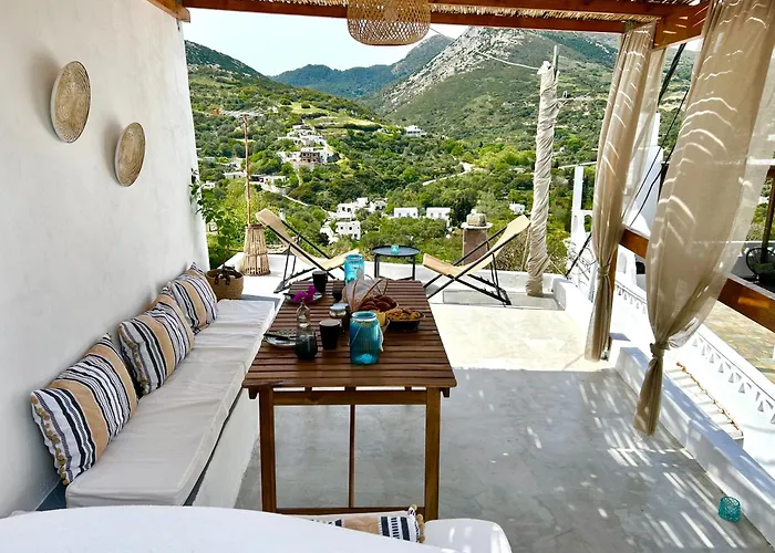 Appart hôtel Babatseratsi Skyrian 1